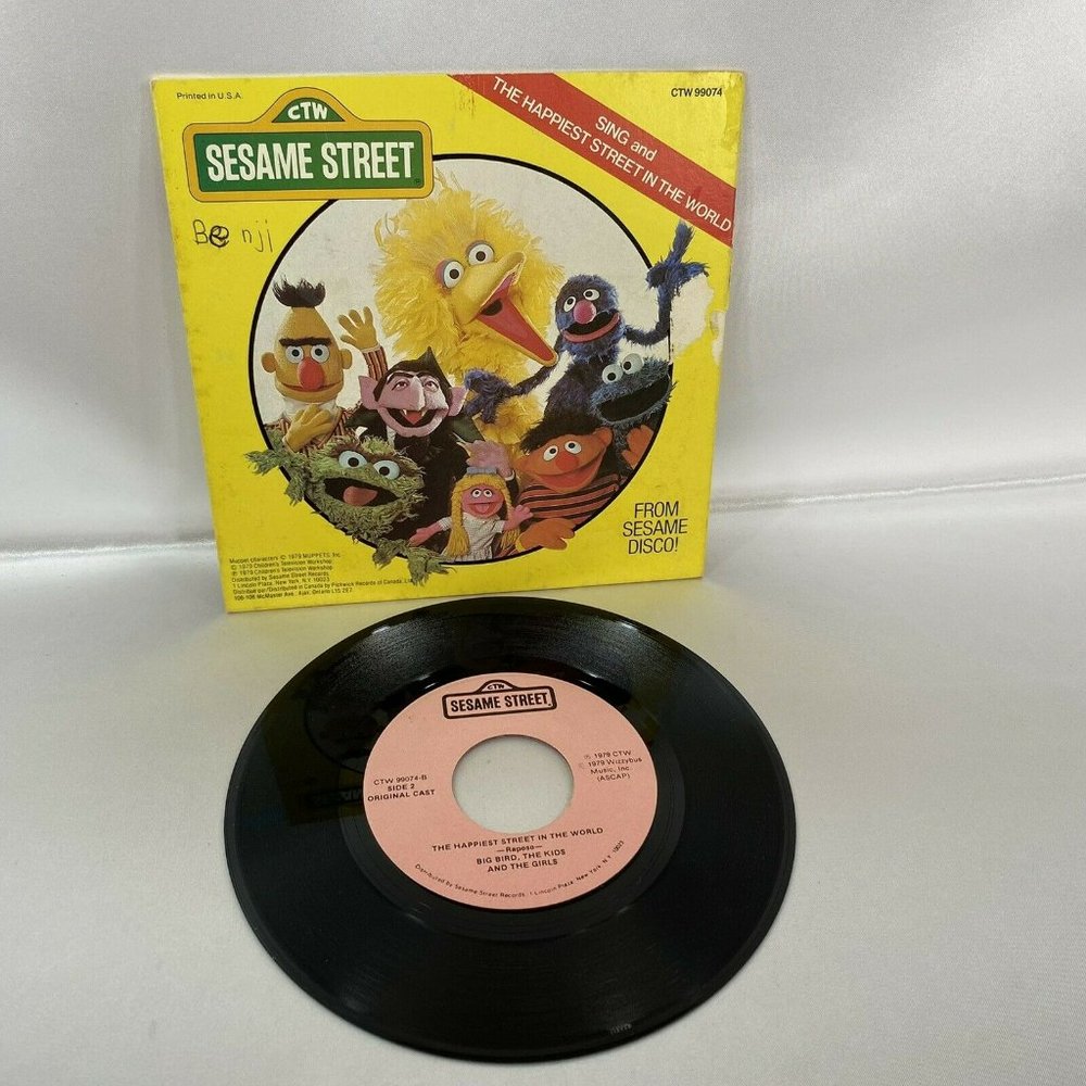 Vtg Sesame Street Vinyl Record Sing and The Happie